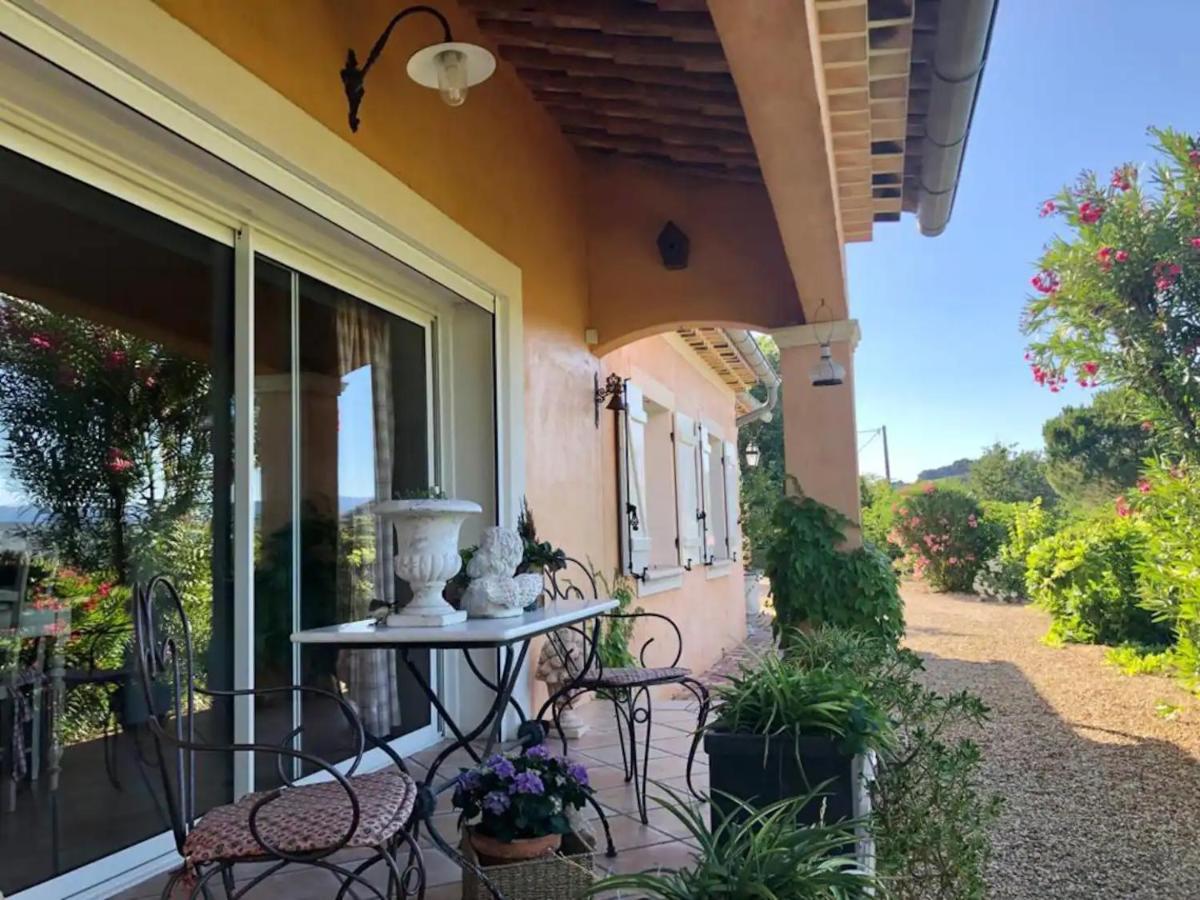 Agreable Chambre D'Hotes Avec Piscine Bed & Breakfast Le Beausset Exterior photo